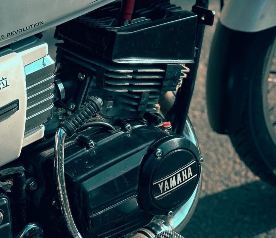 Yamaha RX 100 Engine